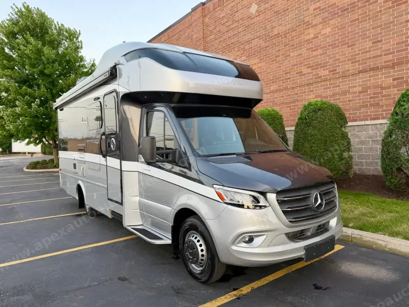 2020 Tiffin Wayfarer 25 RW photo 9