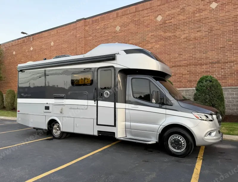 2020 Tiffin Wayfarer 25 RW photo 11