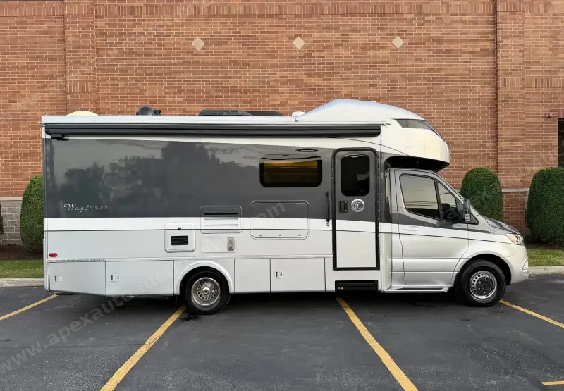 2020 Tiffin Wayfarer 25 RW photo 13