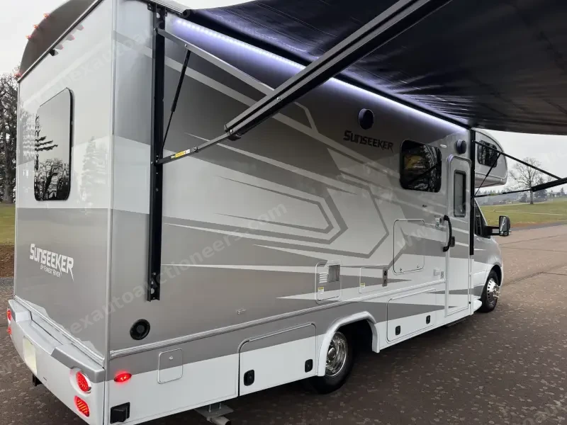 2022  Forest River Sunseeker MBS photo 28