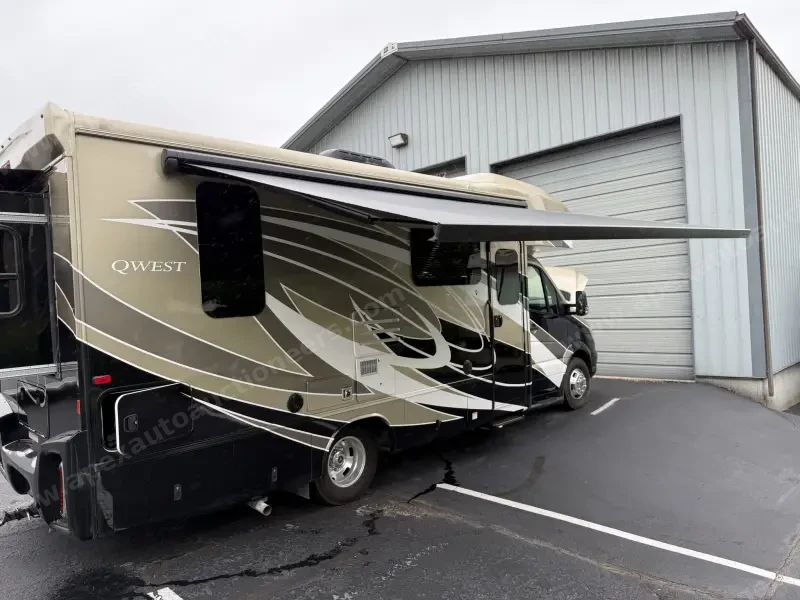 2019 Entegra Qwest 24K photo 20