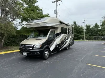 2019 Entegra Qwest 24K