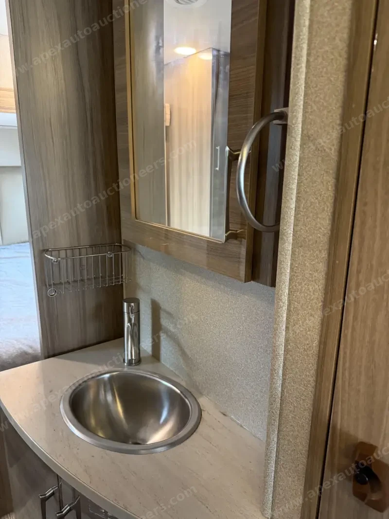2019 Entegra Qwest 24K photo 67
