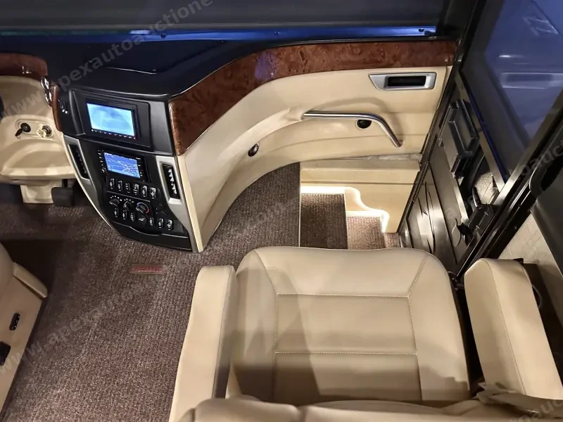2015 American Revolution LE 42T Motorcoach photo 115