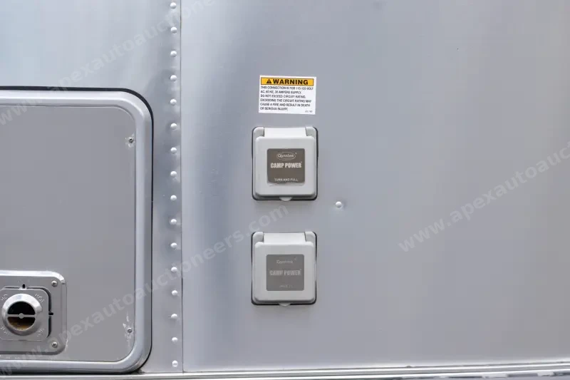 2021 Airstream Bambi 16′ Travel Trailer photo 51