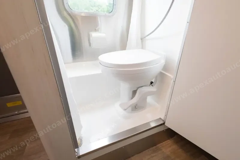2021 Airstream Bambi 16′ Travel Trailer photo 81