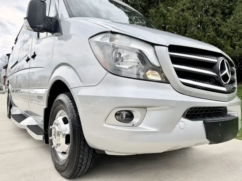 2019 Mercedes-Benz Sprinter 3500 Winnebago Era BM170X photo 36