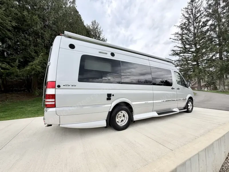 2019 Mercedes-Benz Sprinter 3500 Winnebago Era BM170X photo 10