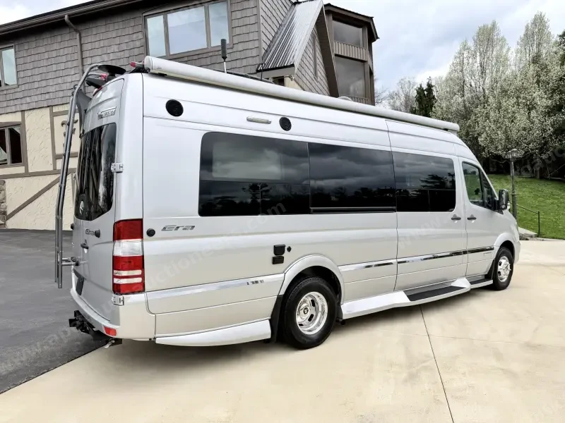 2019 Mercedes-Benz Sprinter 3500 Winnebago Era BM170X photo 11