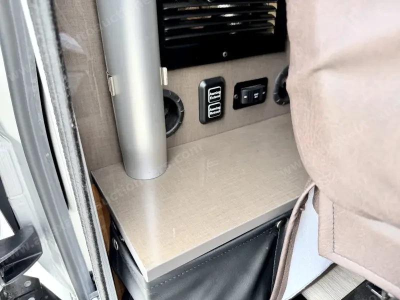 2019 Mercedes-Benz Sprinter 3500 Winnebago Era BM170X photo 126