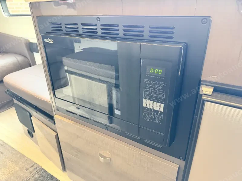 2019 Mercedes-Benz Sprinter 3500 Winnebago Era BM170X photo 161