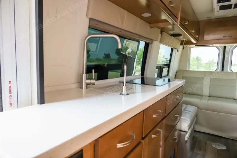 2019 Coachmen Galleria 24FL 4x4 photo 109