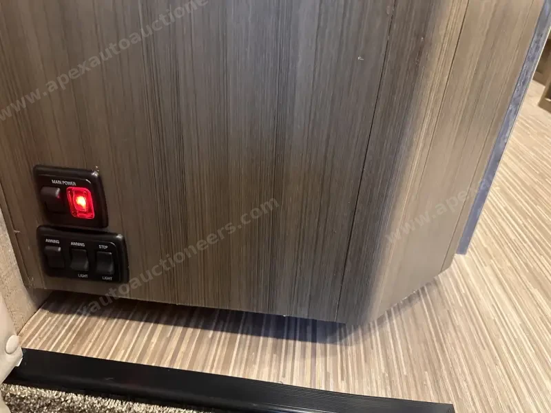 2018 Thor Motor Coach Compass 23TB photo 113