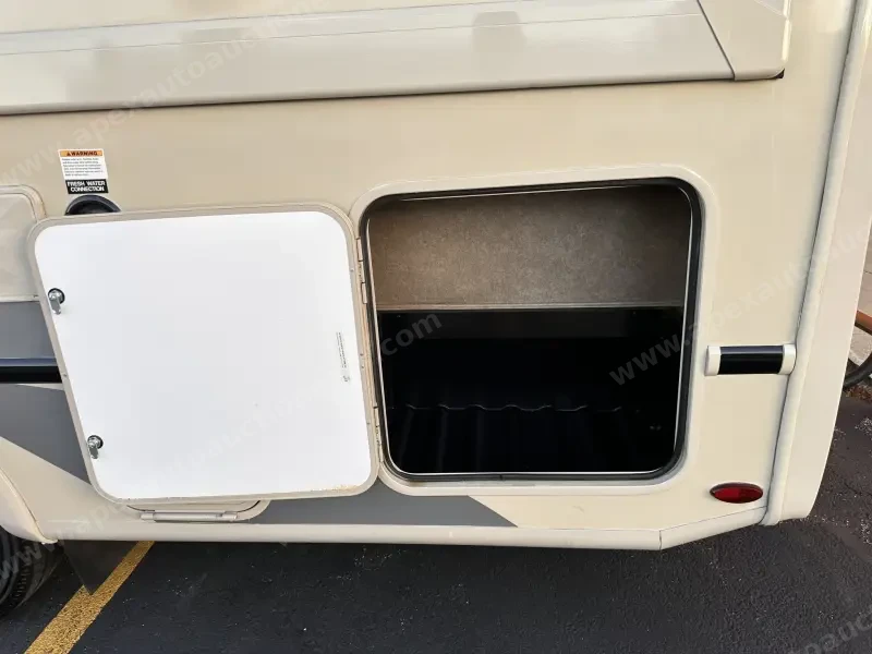 2018 Thor Motor Coach Compass 23TB photo 33