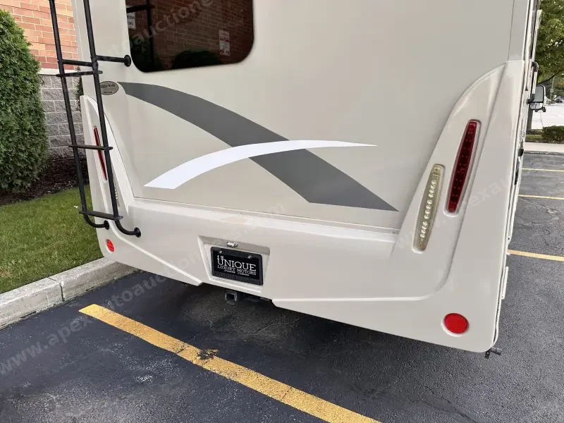 2018 Thor Motor Coach Compass 23TB photo 35