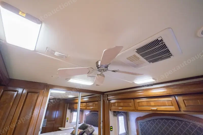 2009 Holiday Rambler Scepter 42PDQ photo 104