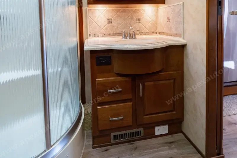 2009 Holiday Rambler Scepter 42PDQ photo 97