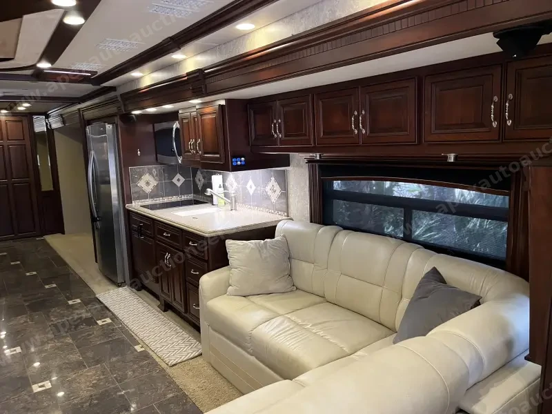 2012 American Eagle 45T Motorcoach photo 48