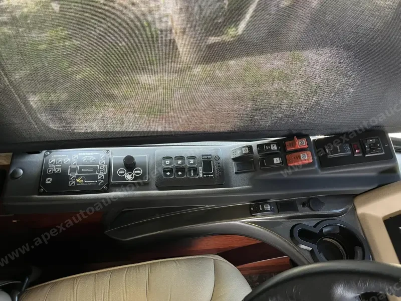 2012 American Eagle 45T Motorcoach photo 37