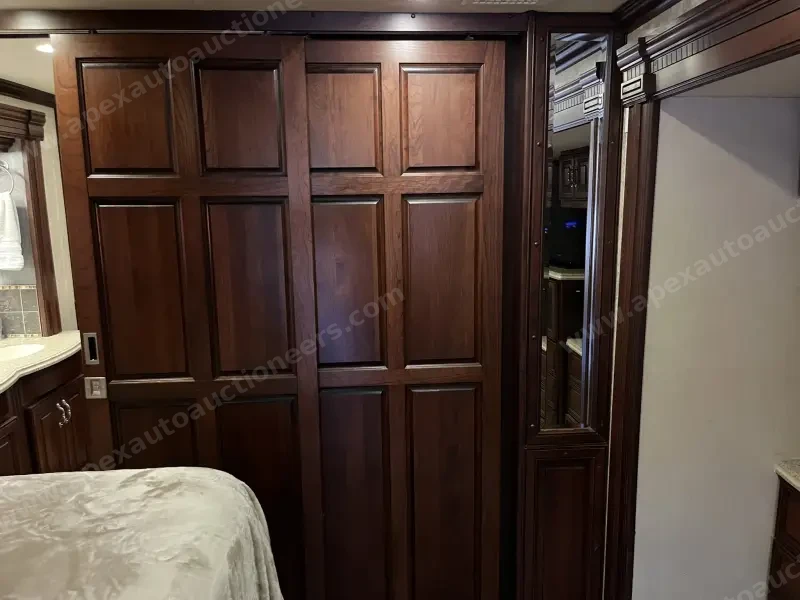 2012 American Eagle 45T Motorcoach photo 65
