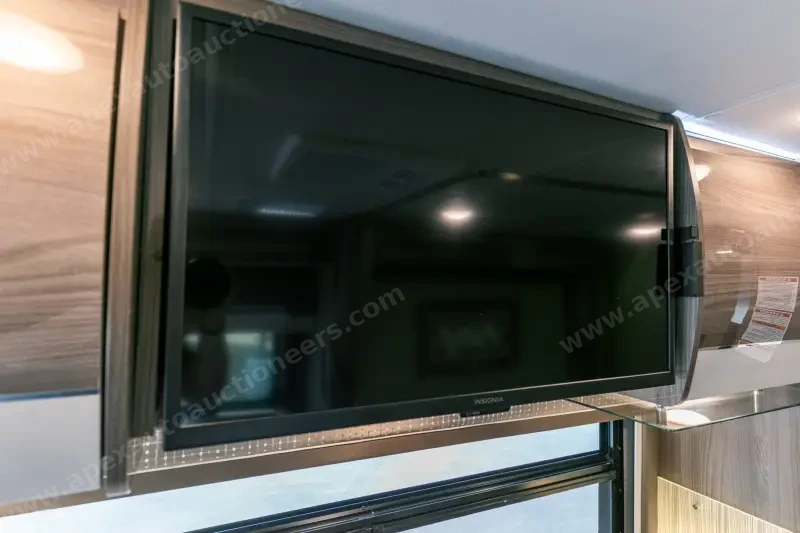 2023 Thor Motor Coach Tiburon 24FB photo 135