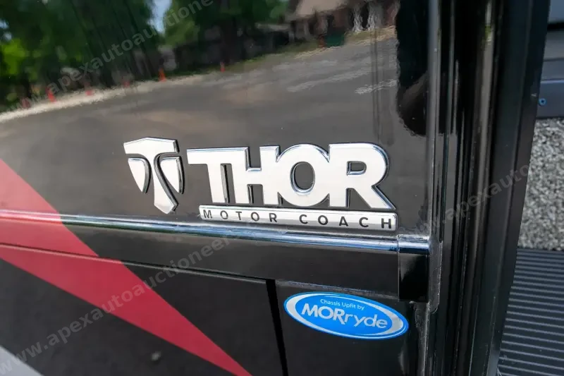 2023 Thor Motor Coach Tiburon 24FB photo 78