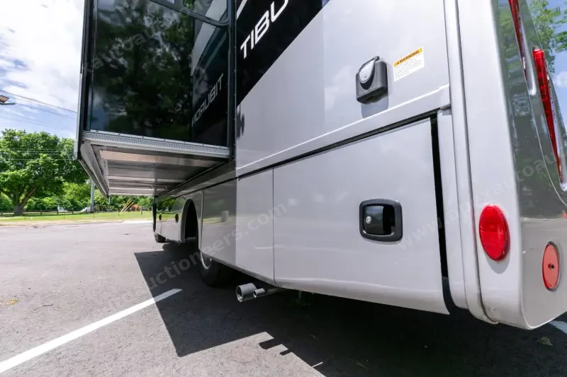 2023 Thor Motor Coach Tiburon 24FB photo 51