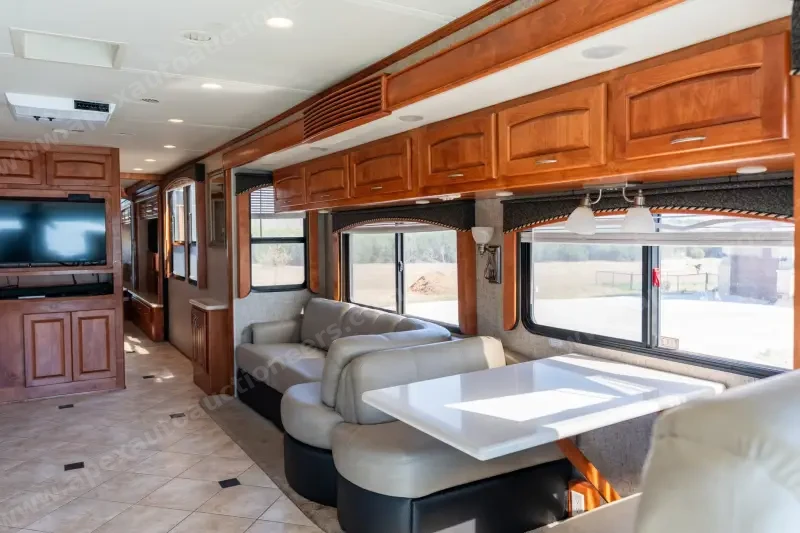 2010 Monaco Diplomat 42SQK photo 144