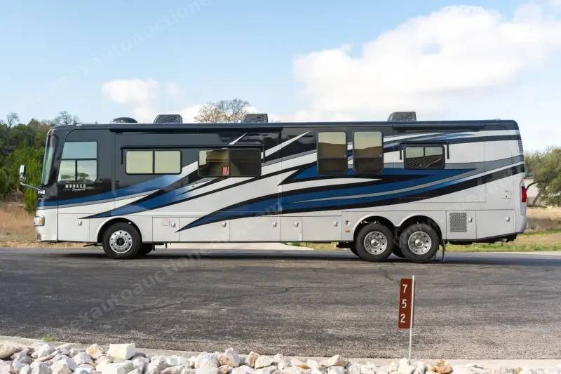 2010 Monaco Diplomat 42SQK photo 2