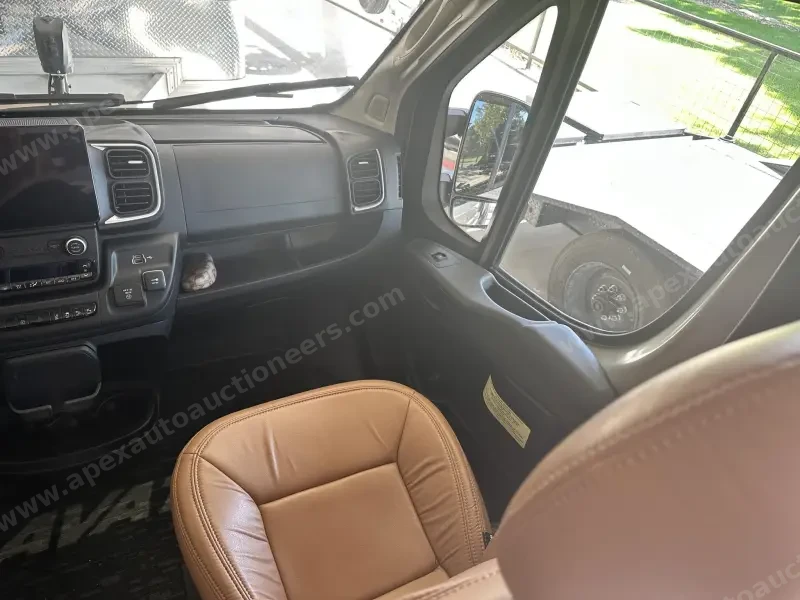 2025 Winnebago Travato 59K photo 29