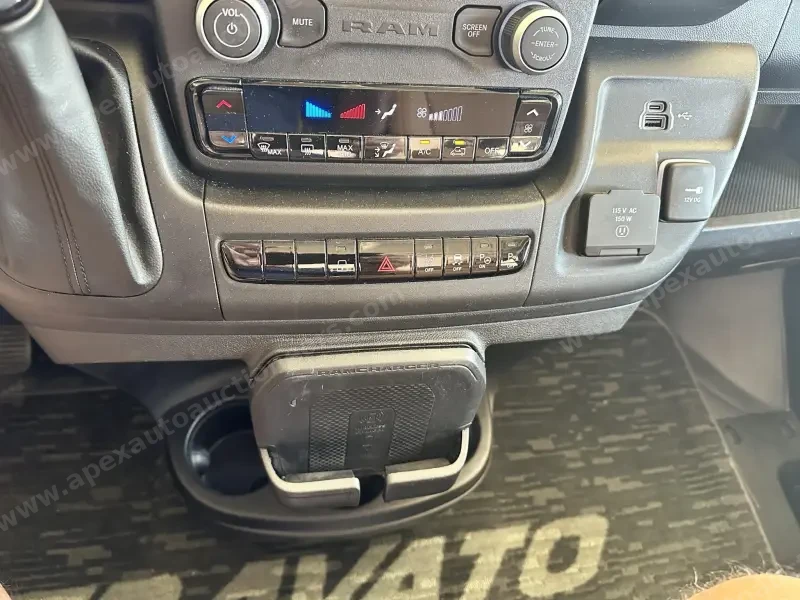2025 Winnebago Travato 59K photo 31