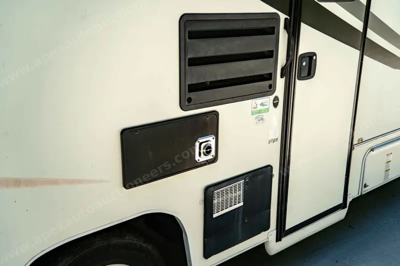 2021 Coachmen Freelander 27QB photo 22