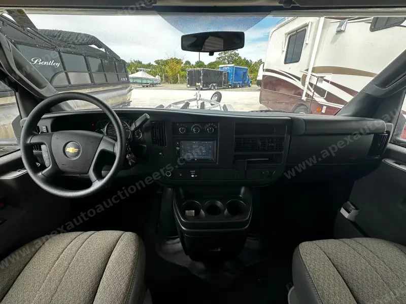2021 Coachmen Freelander 27QB photo 35