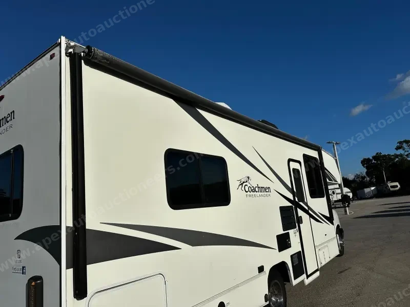 2021 Coachmen Freelander 27QB photo 100
