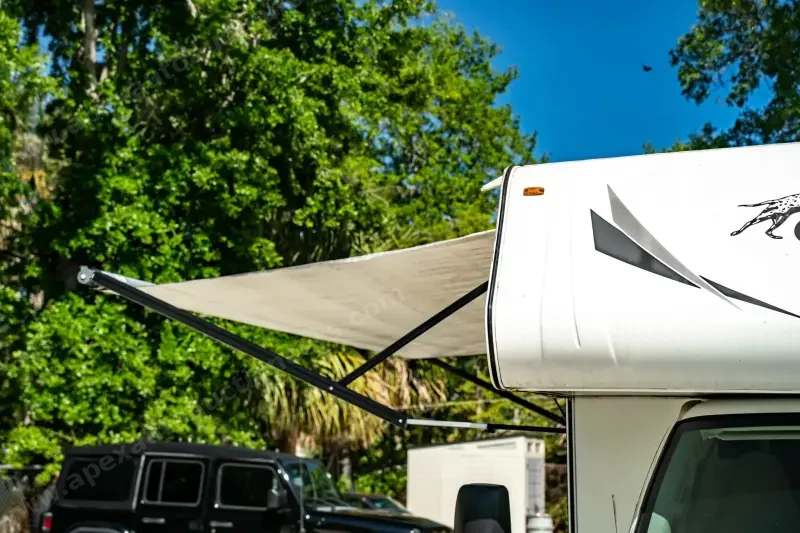 2021 Coachmen Freelander 27QB photo 12