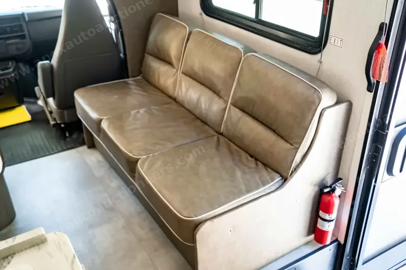 2021 Coachmen Freelander 27QB photo 44