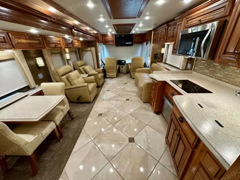 2015 Newmar DUTCH STAR 4018 photo 18