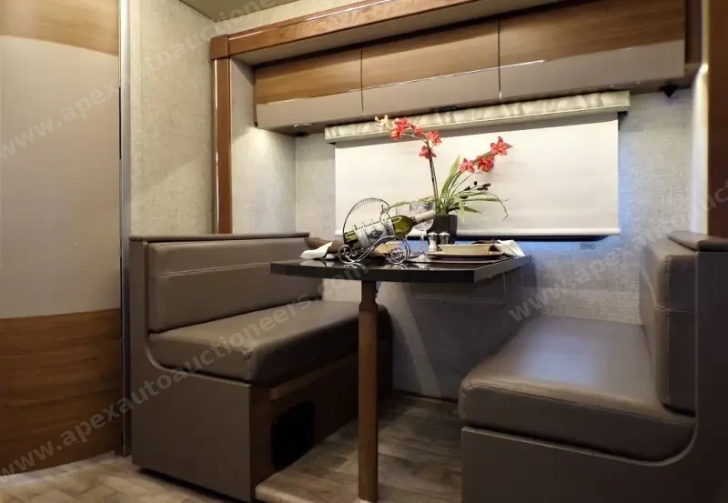 2017 Winnebago Navion 24G photo 7