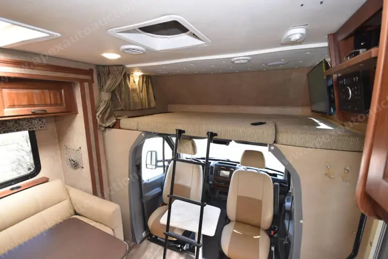 2017 Forest River Sunseeker 2400R photo 24