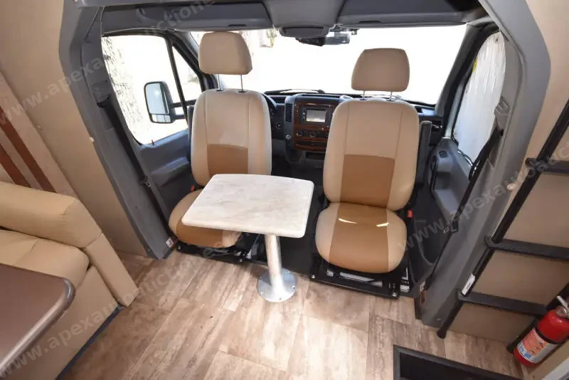 2017 Forest River Sunseeker 2400R photo 27