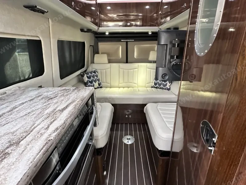 2016 Airstream Interstate EXT Grand Tour Series photo 43