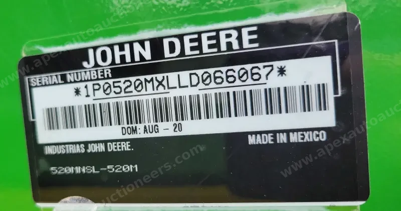2015 John Deere 5075E photo 30