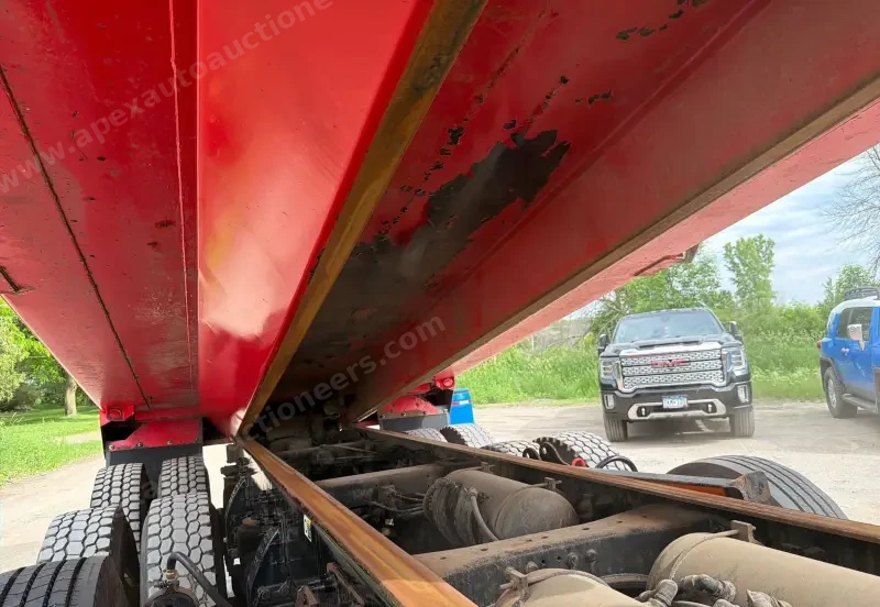 2021 Peterbilt 567 Quad-Axle Dump Truck photo 54