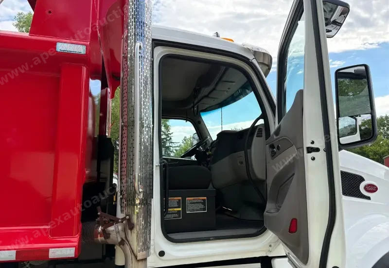2021 Peterbilt 567 Quad-Axle Dump Truck photo 80