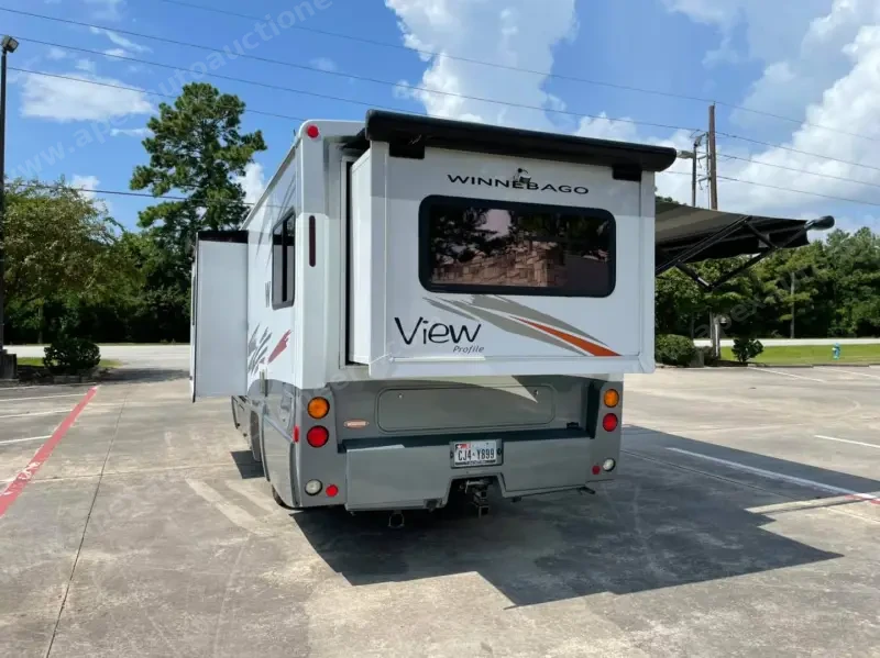 2014 Winnebago View 24g photo 23