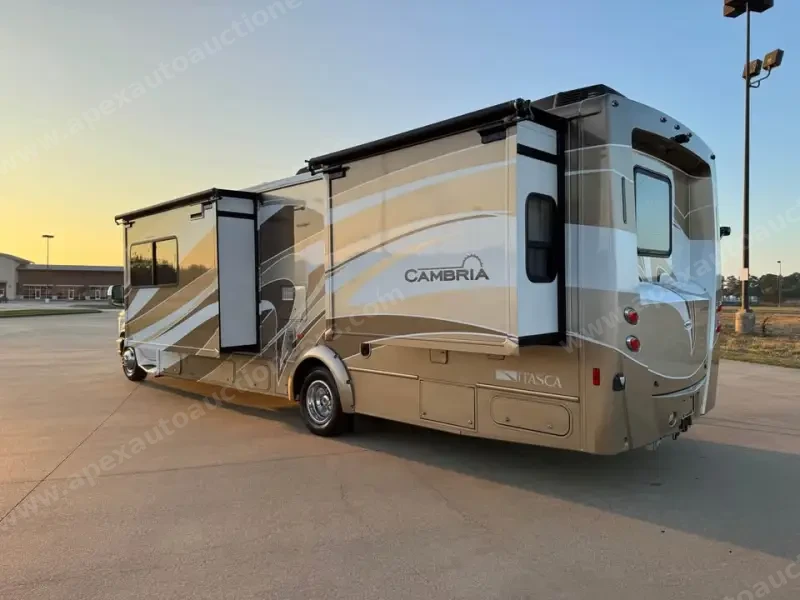 2013 Itasca Cambria 30 photo 10