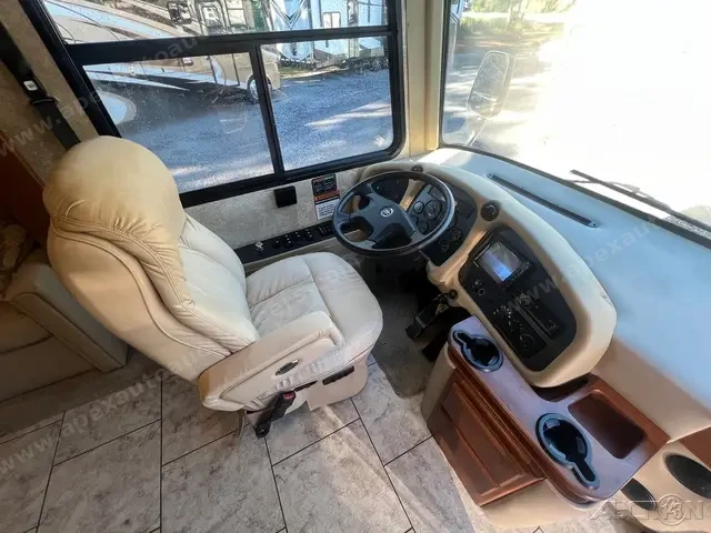 2011 Tiffin Allegro Red 36QSA photo 30