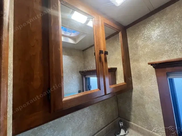 2011 Tiffin Allegro Red 36QSA photo 44