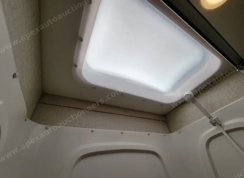 2017 Winnebago Minnie Winnie 22R photo 18