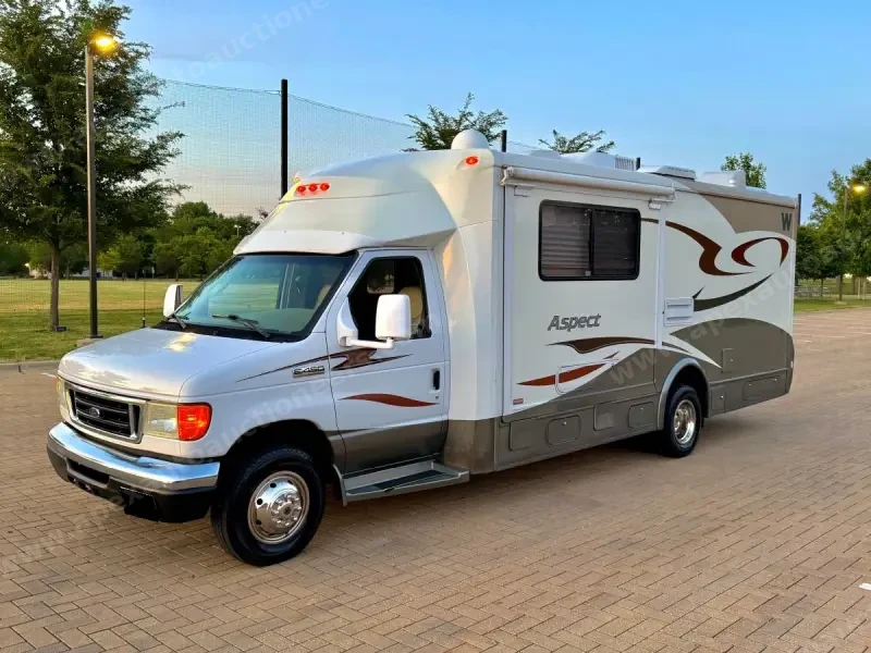 2007 Winnebago Aspect 26A photo 1